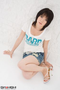 美女全身光没遮掩免费视频