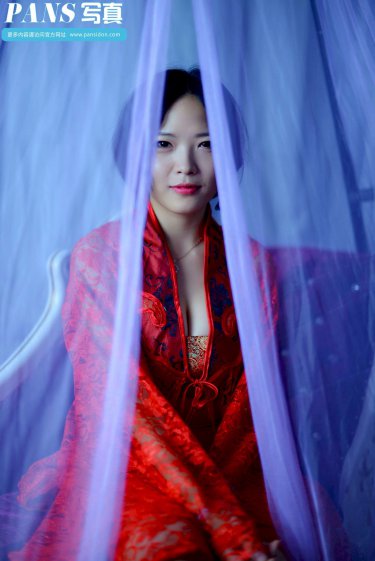 保护特蕾丝